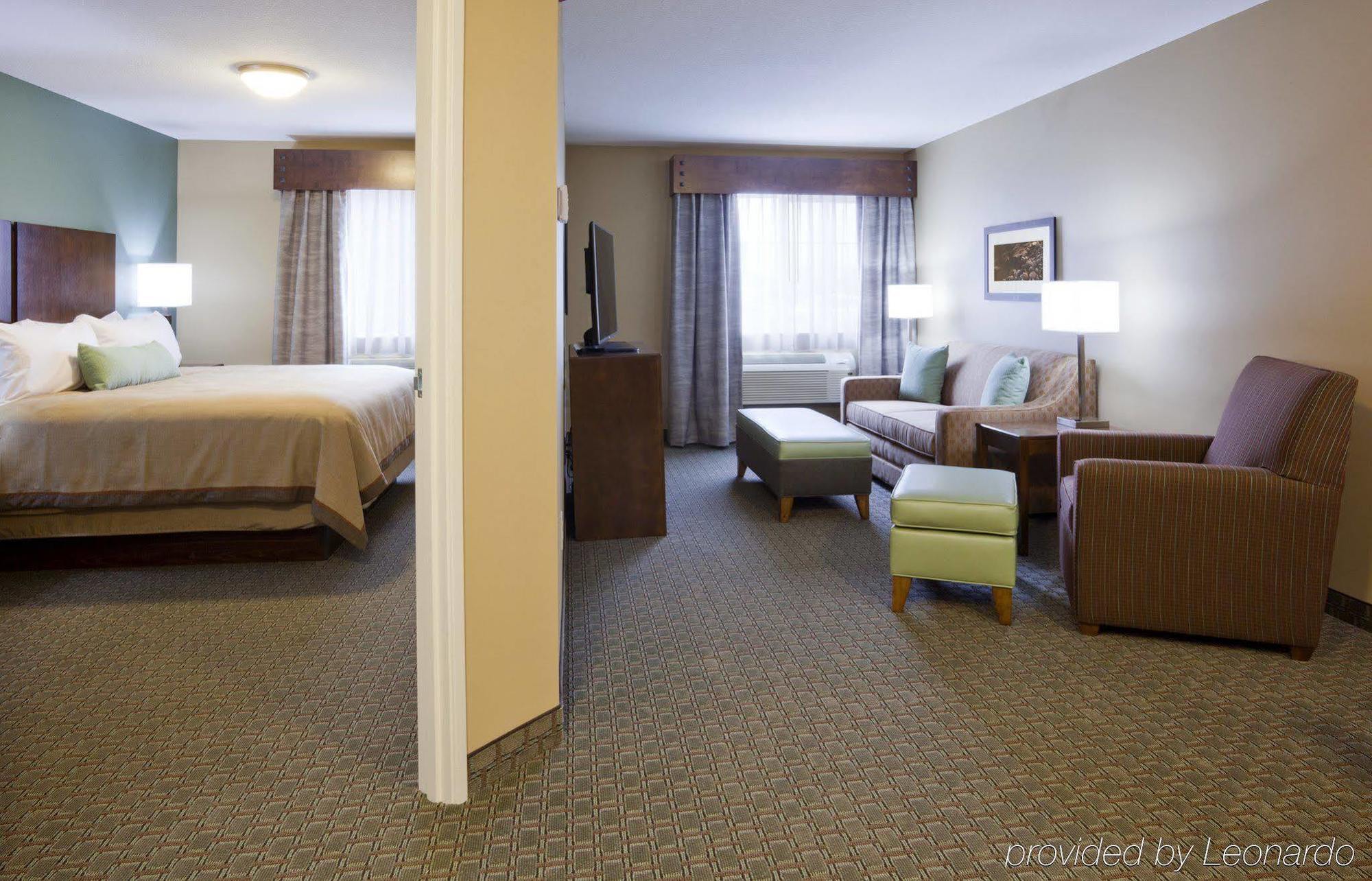 Grandstay Hotel & Suites Delano Exteriér fotografie